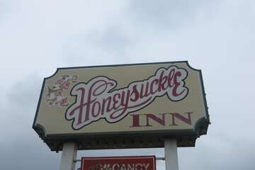 Hotel 2 of 84