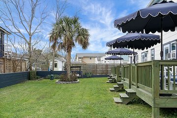 Pet-friendly amenities