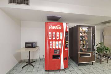 Vending machine