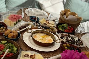 Breakfast meal