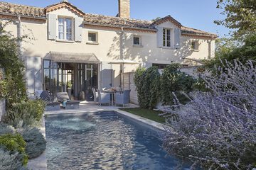 Private pool