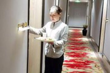 Room Service - Dining