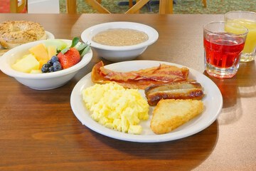 Breakfast/Coffee Service 131 of 149