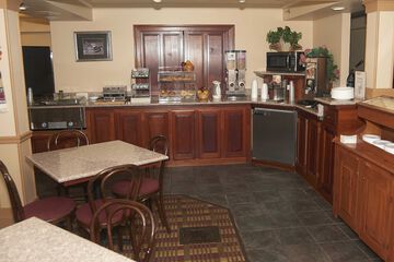 Breakfast area