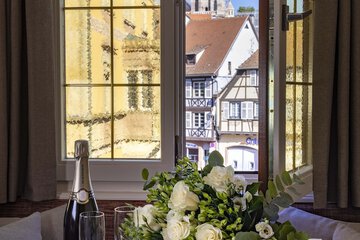 Champagne service