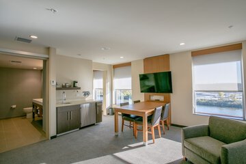 Room 40 of 75
