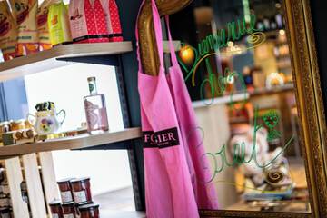 Gift shop