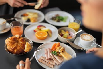 Breakfast meal