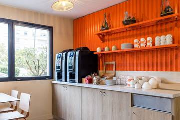 Breakfast area