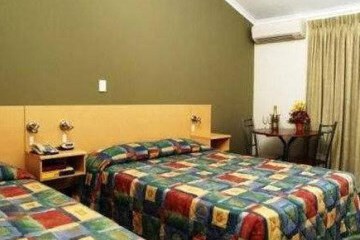  Heavitree Gap Outback Lodge 16