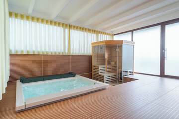 Private spa tub