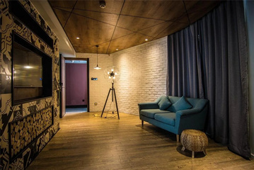 hotel_rooms
