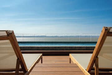 Rooftop pool