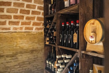 Tasting room