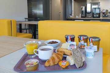 Breakfast meal
