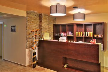 Spa reception
