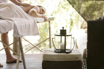 Massage in accommodation