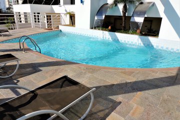 Rooftop pool