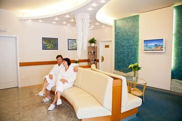 Spa reception