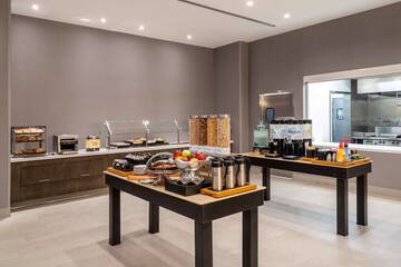 Breakfast/Coffee Service 39 of 43