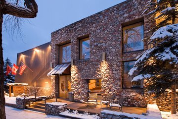 Front of property - evening/night