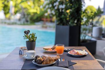 Breakfast meal