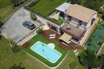 Photo 24