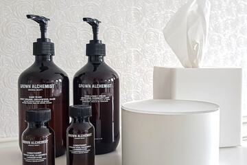 Bathroom amenities