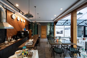Breakfast buffet