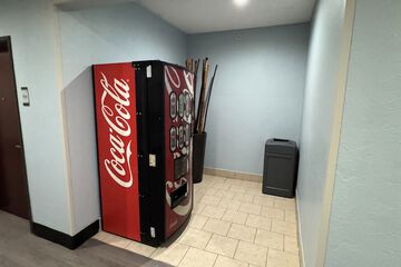 Vending machine
