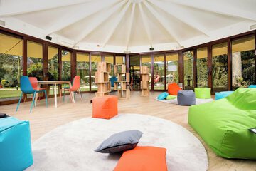 Children's play area - indoor