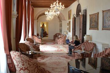 Lobby sitting area
