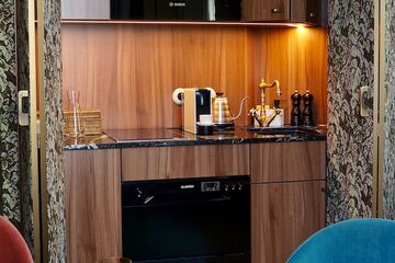 Private kitchenette