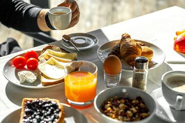 Breakfast meal