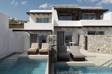Private pool