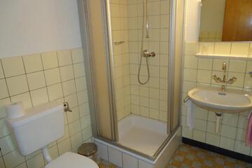 Photo 34