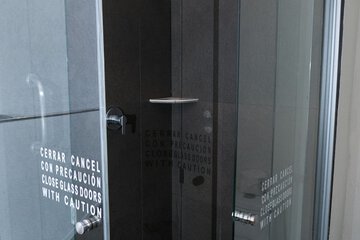 Bathroom shower