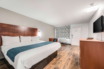 Room 35 of 37