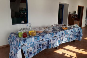 Breakfast buffet
