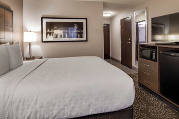 Room 12 of 25