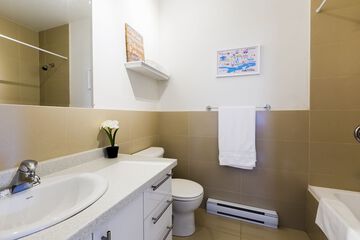 Bathroom sink