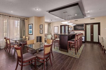 Hotel Interior 6 of 24