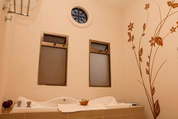 Jetted tub