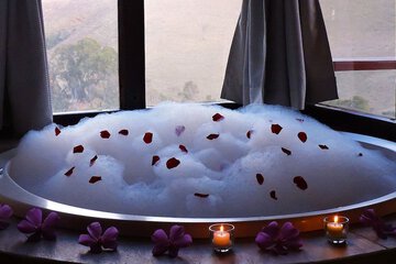 Deep soaking bathtub