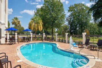 Baymont Inn & Suites Statesboro