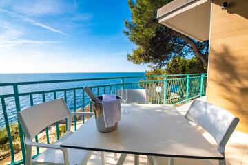 Beach/ocean view