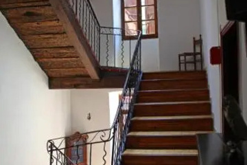 hotel_rooms