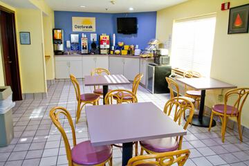 Food court