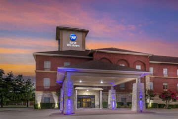 Best Western Red River Inn & Suites