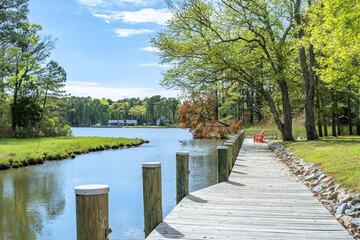 Dock